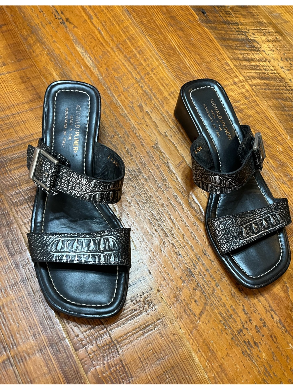 Donald J. Pliner Ankara Metallic Alligator embossed Leather Sandals